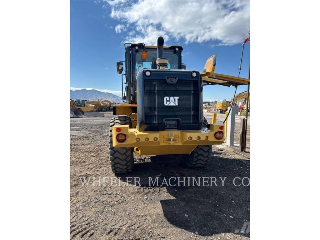 CAT 926M QC 3V 輪胎式裝載機