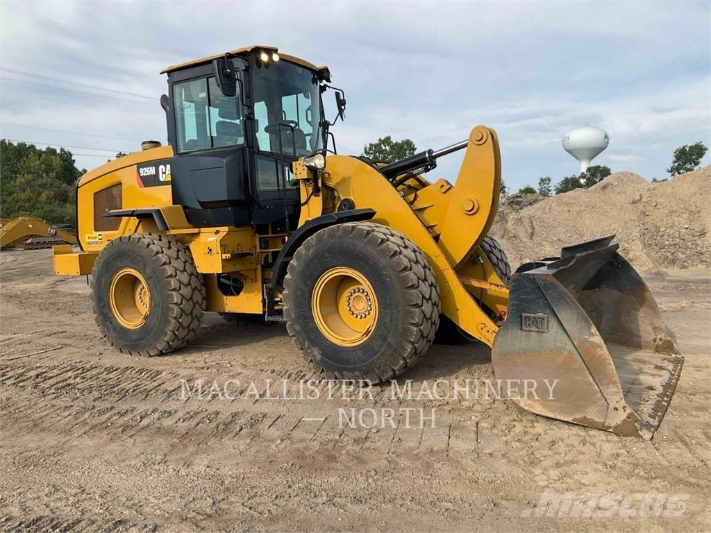 CAT 926M RQ 輪胎式裝載機