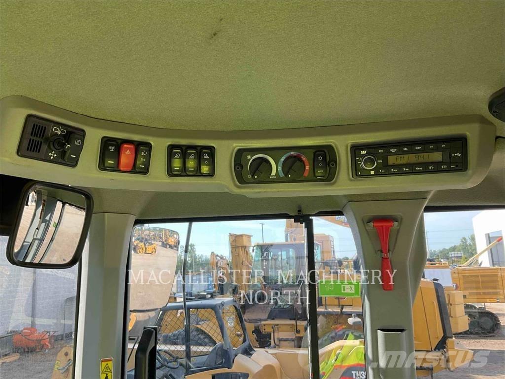 CAT 926M RQ 輪胎式裝載機