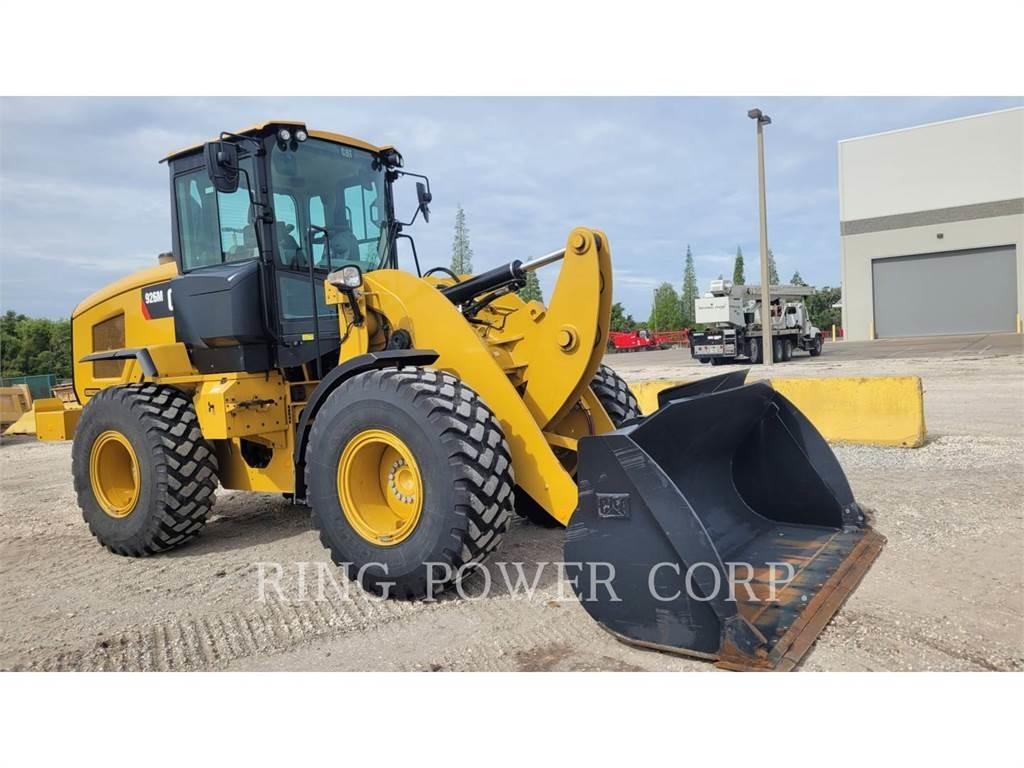 CAT 926MQC3V 輪胎式裝載機