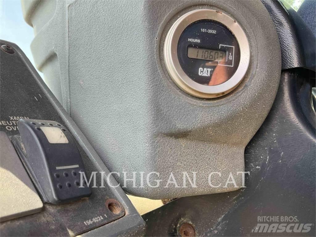 CAT 928G 輪胎式裝載機