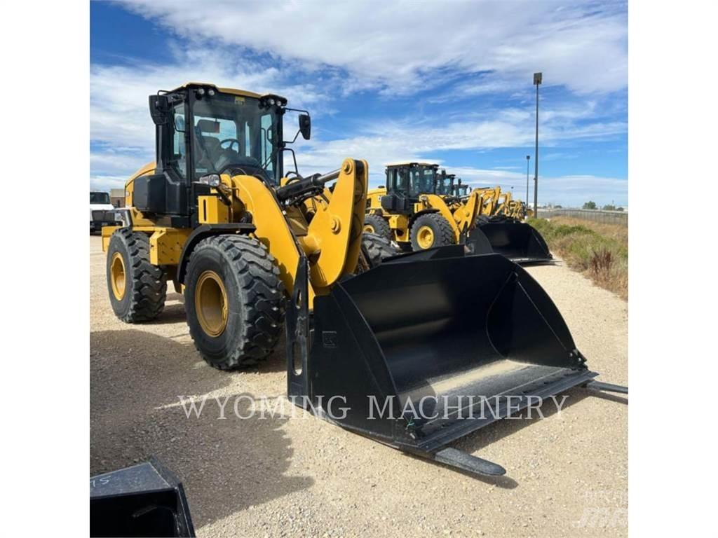 CAT 930 輪胎式裝載機