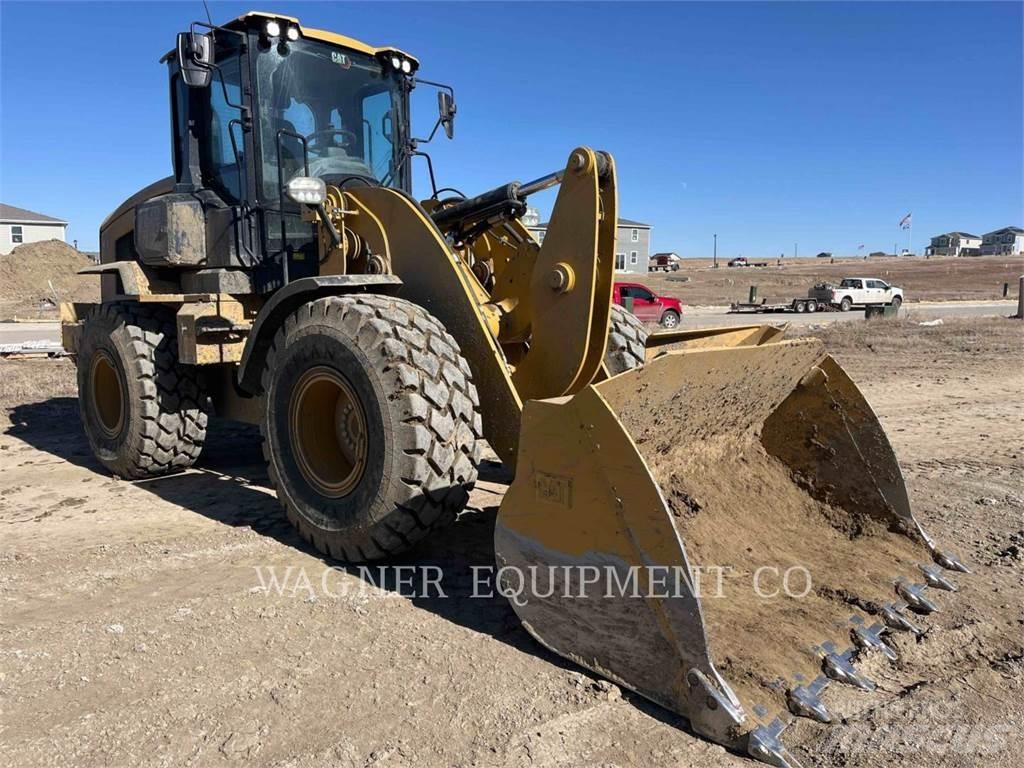 CAT 930 輪胎式裝載機