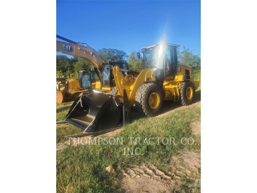 CAT 930 輪胎式裝載機