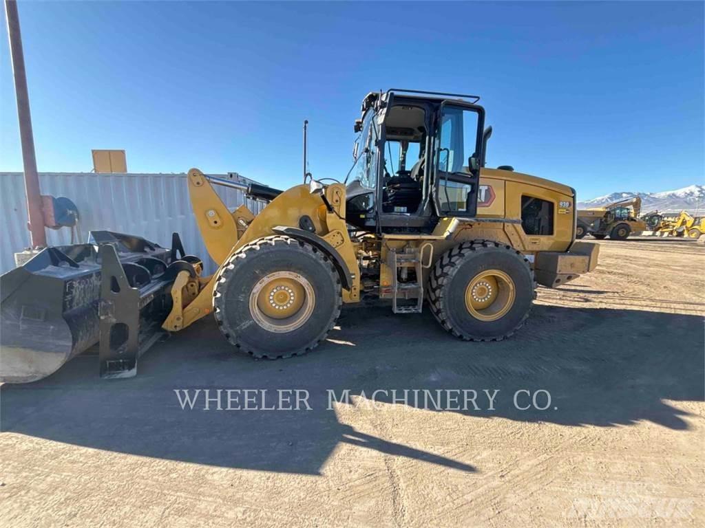 CAT 930 QC 輪胎式裝載機