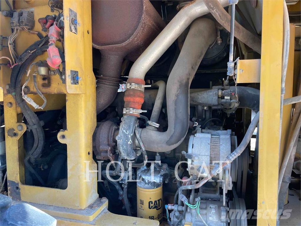 CAT 930G 輪胎式裝載機