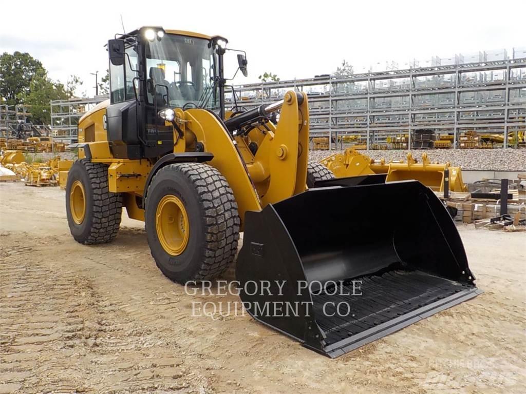 CAT 930M 輪胎式裝載機