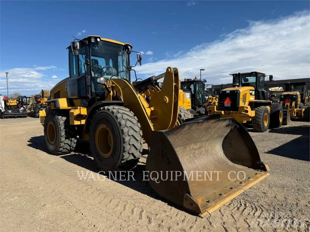 CAT 930M 輪胎式裝載機