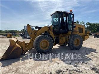 CAT 930M 輪胎式裝載機