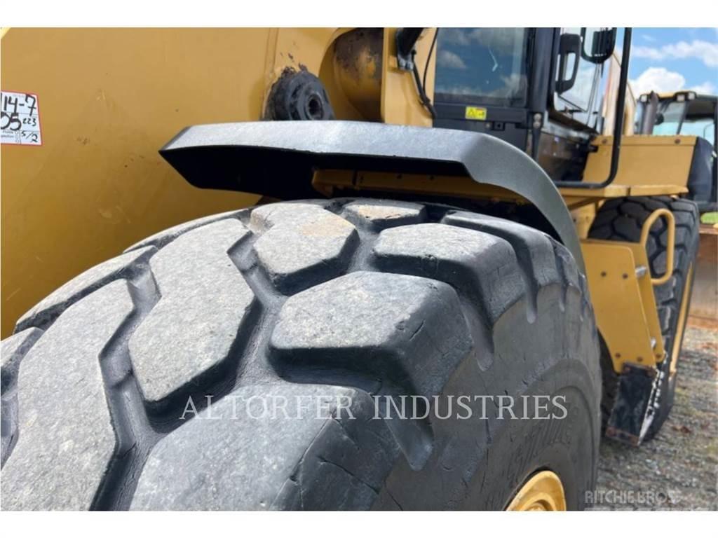 CAT 930M 輪胎式裝載機