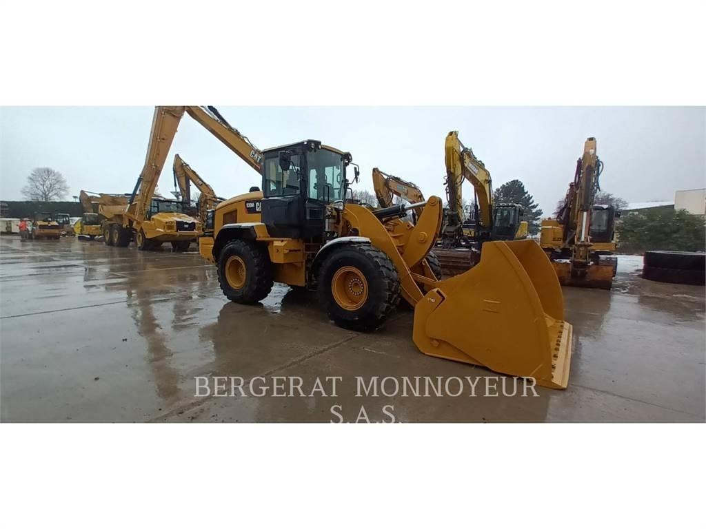 CAT 930M 輪胎式裝載機