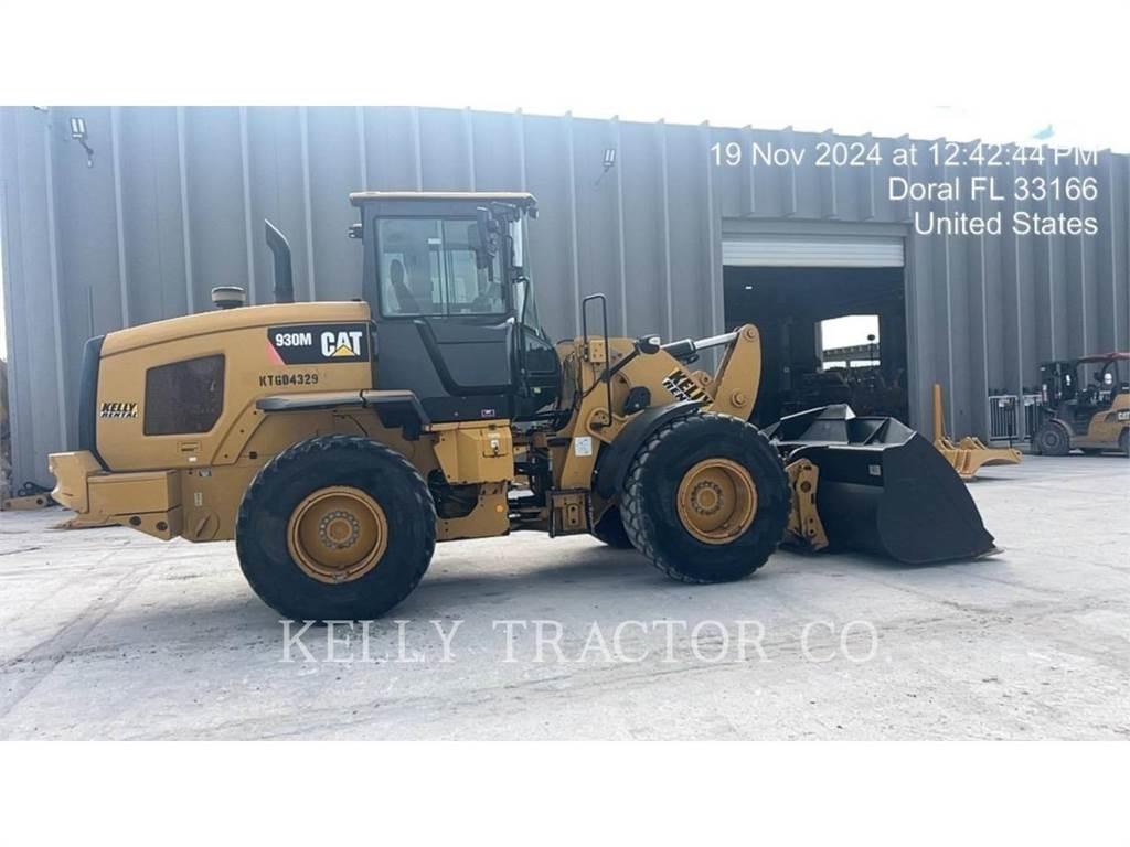 CAT 930M 輪胎式裝載機