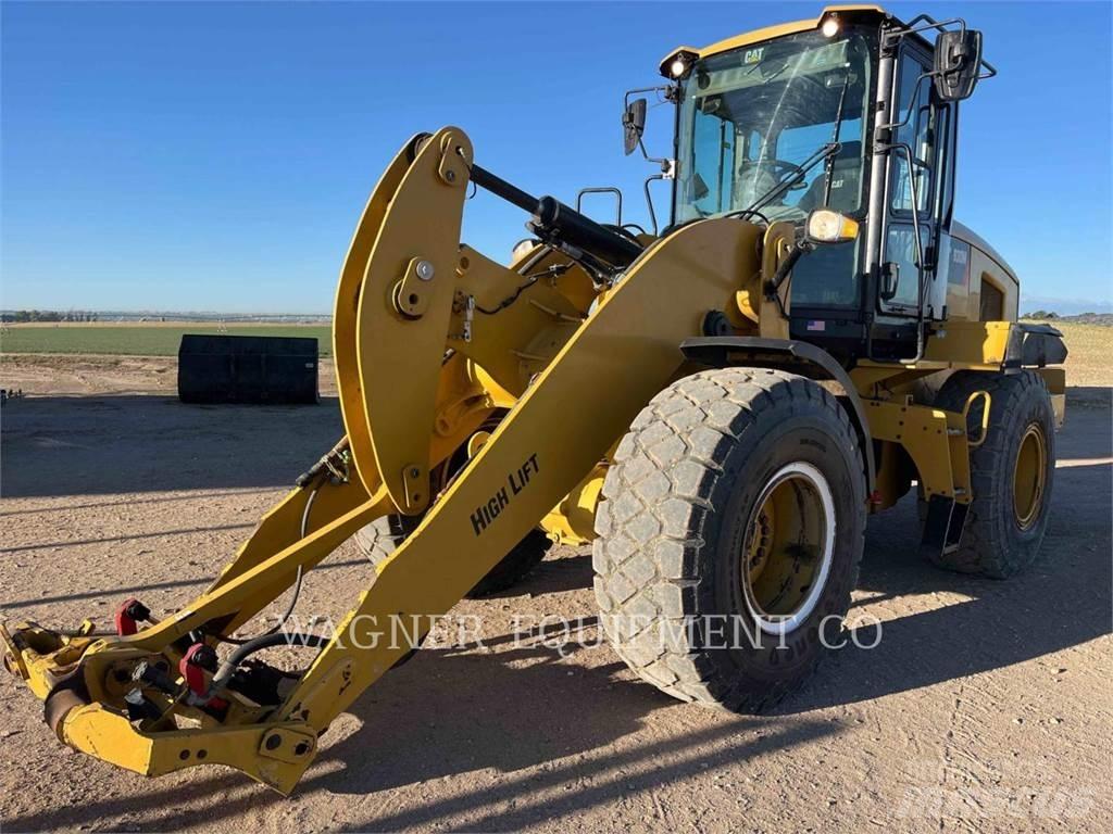 CAT 930M 輪胎式裝載機