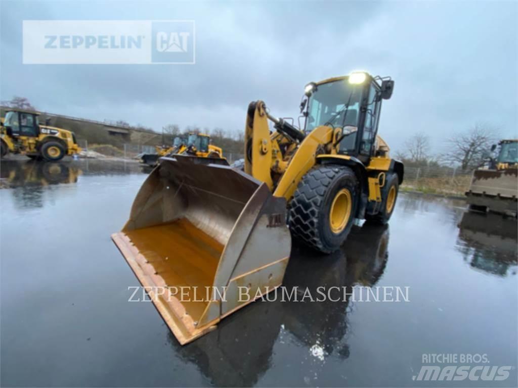 CAT 930M 輪胎式裝載機