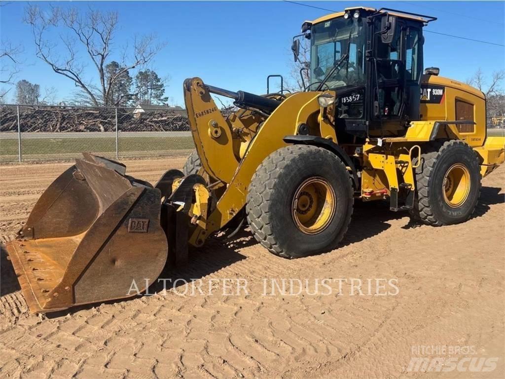 CAT 930M 輪胎式裝載機