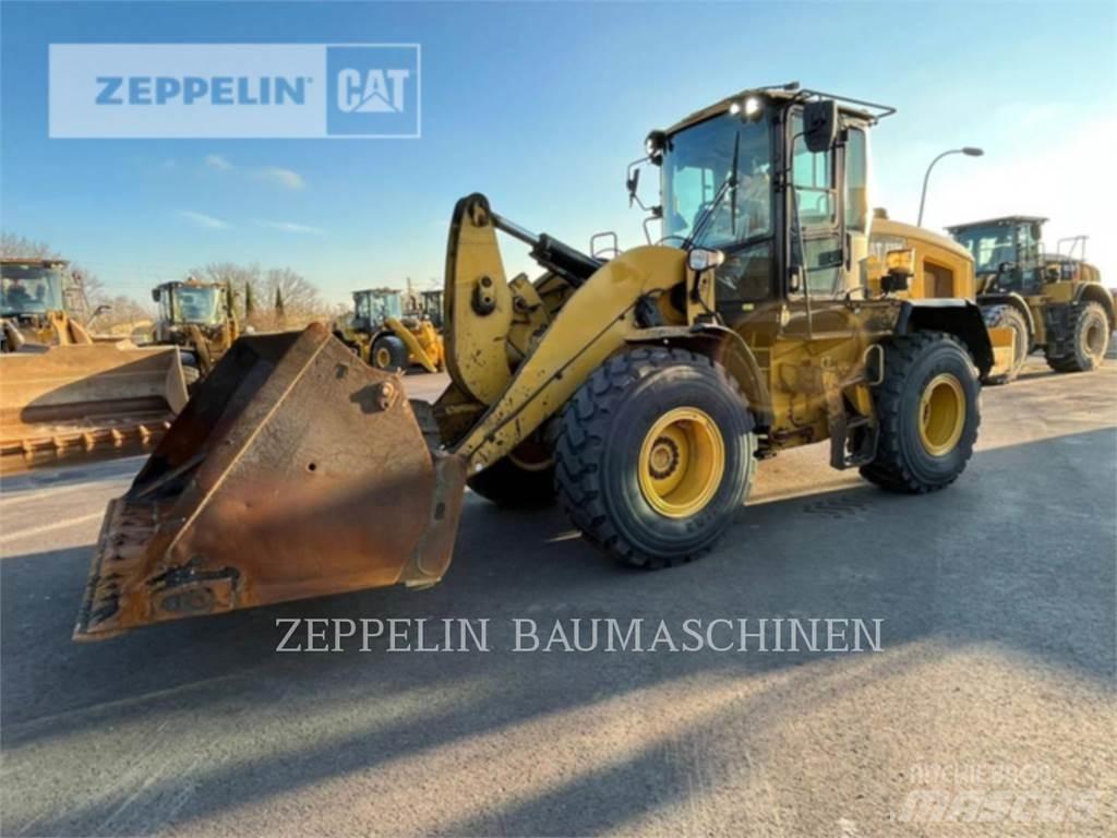 CAT 930M 輪胎式裝載機