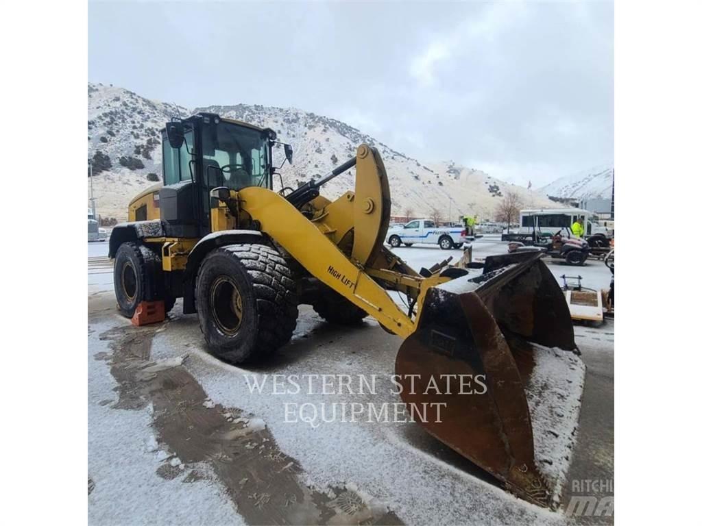 CAT 930M 輪胎式裝載機