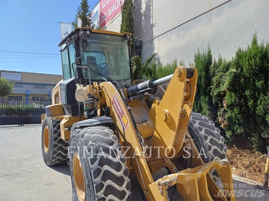 CAT 930M 輪胎式裝載機