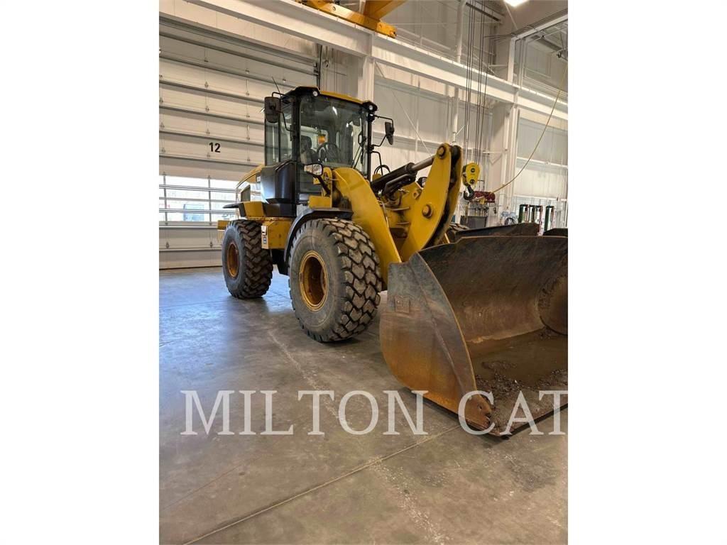 CAT 930M 輪胎式裝載機