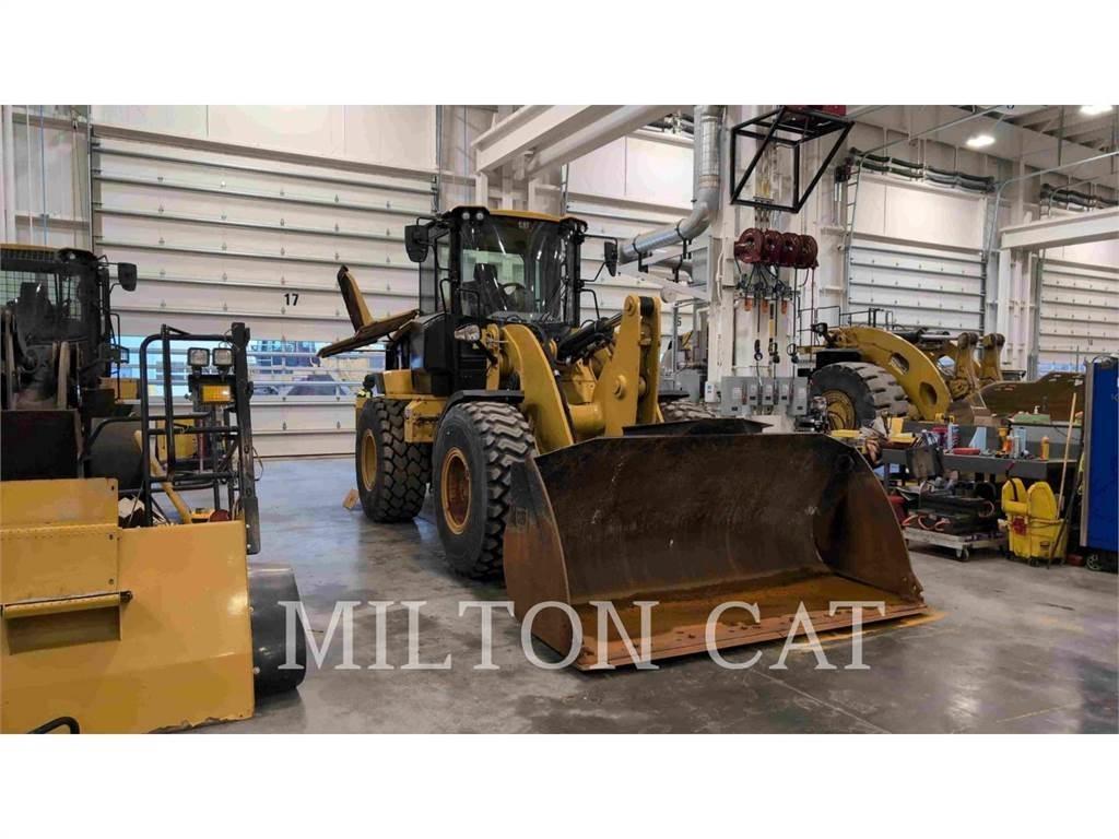 CAT 930M 輪胎式裝載機