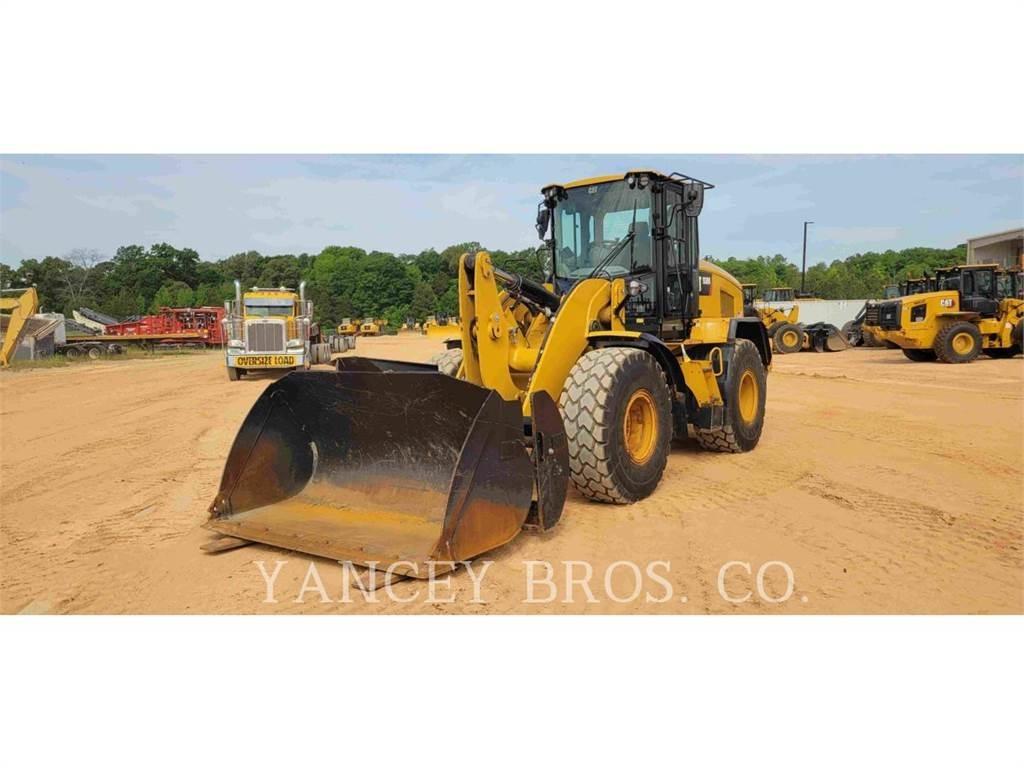 CAT 930M 輪胎式裝載機