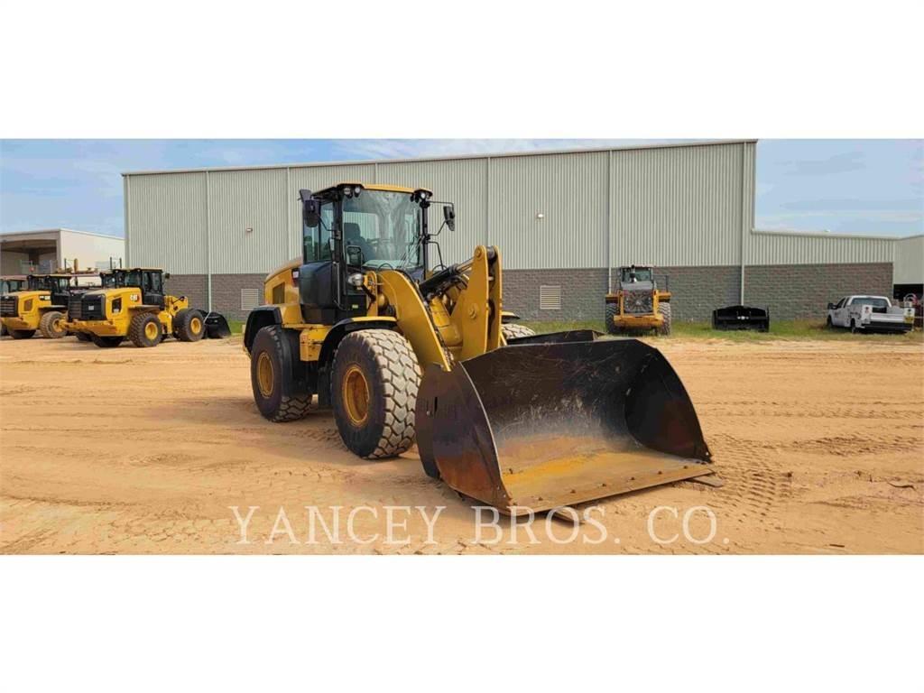 CAT 930M 輪胎式裝載機