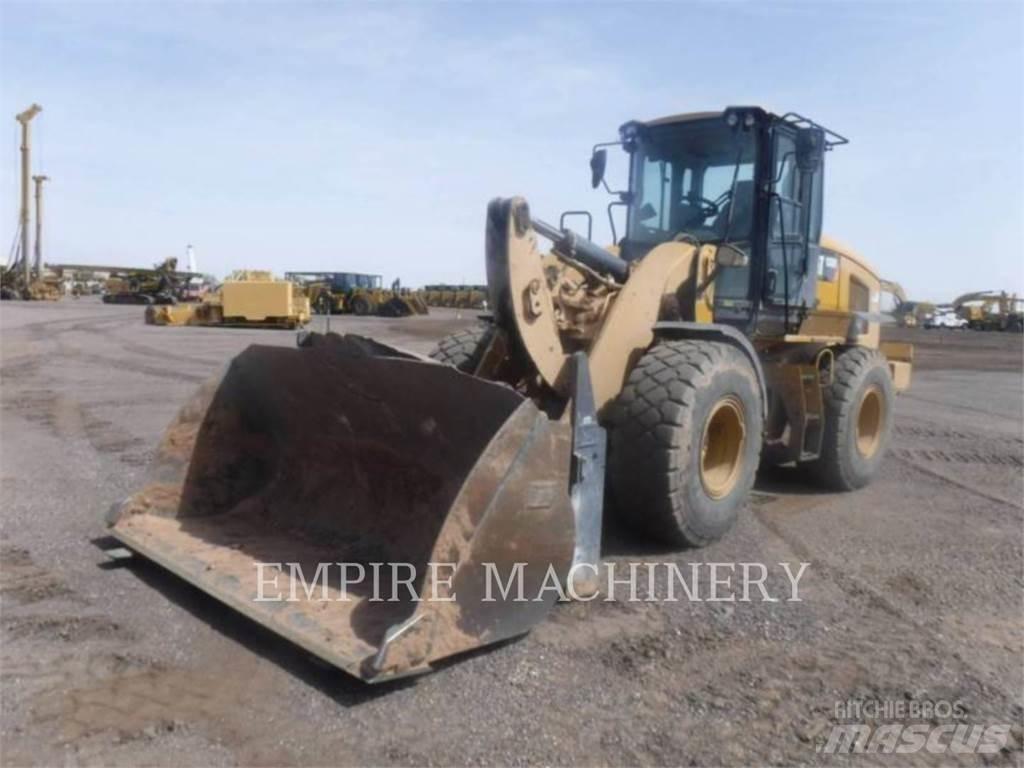 CAT 930M 輪胎式裝載機