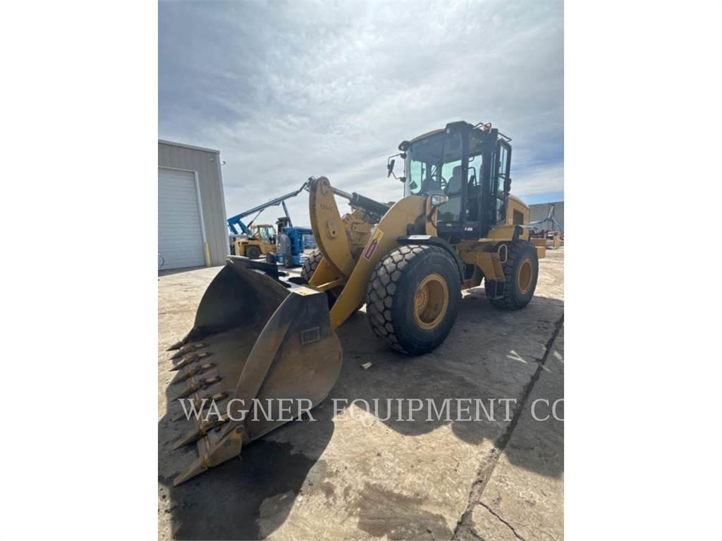 CAT 930M 輪胎式裝載機