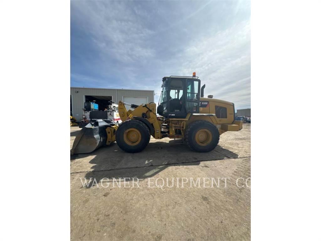 CAT 930M 輪胎式裝載機