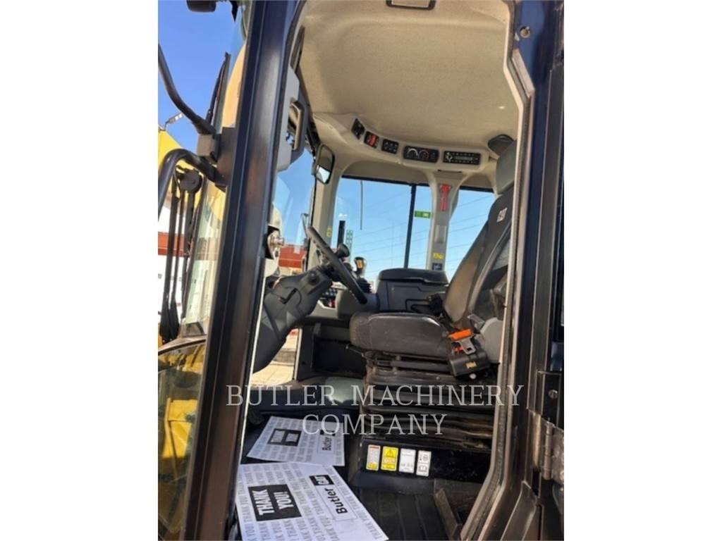 CAT 930M 輪胎式裝載機