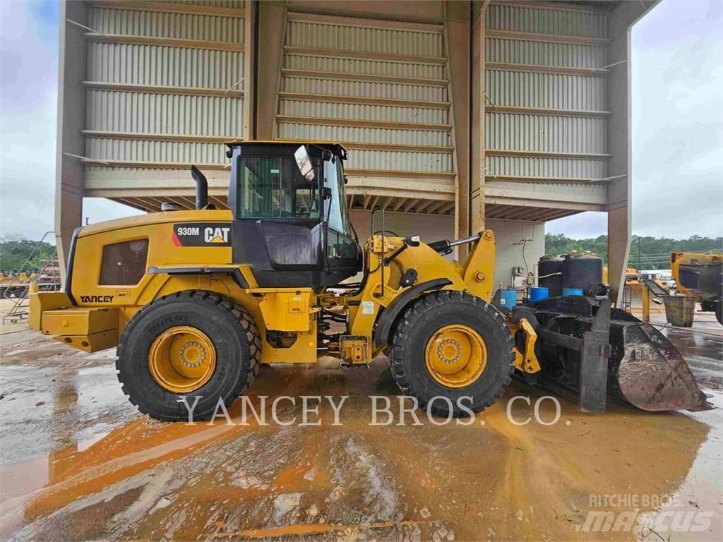CAT 930M 輪胎式裝載機