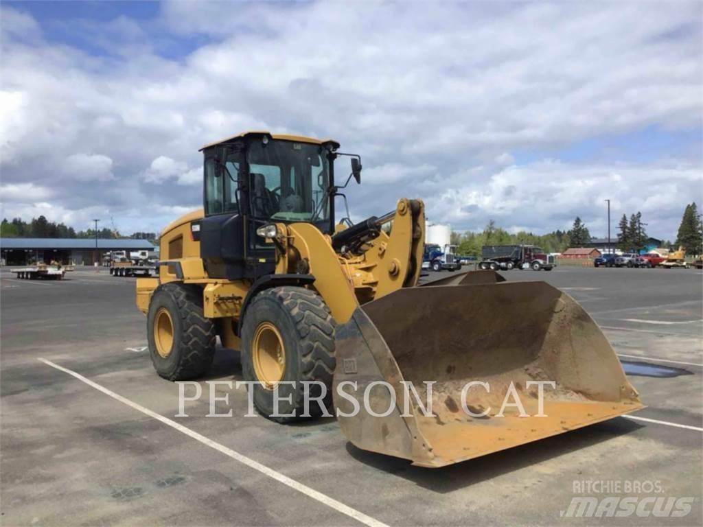 CAT 930M 輪胎式裝載機