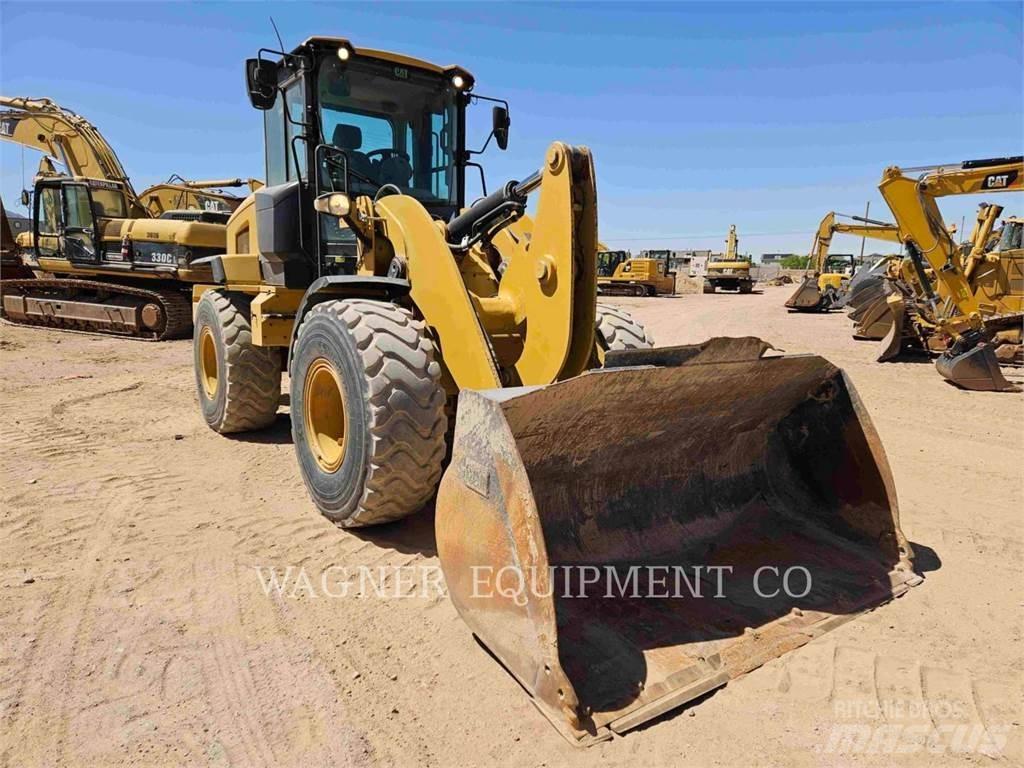 CAT 930M 輪胎式裝載機