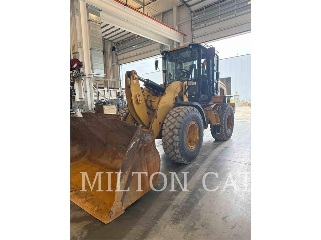 CAT 930M 輪胎式裝載機