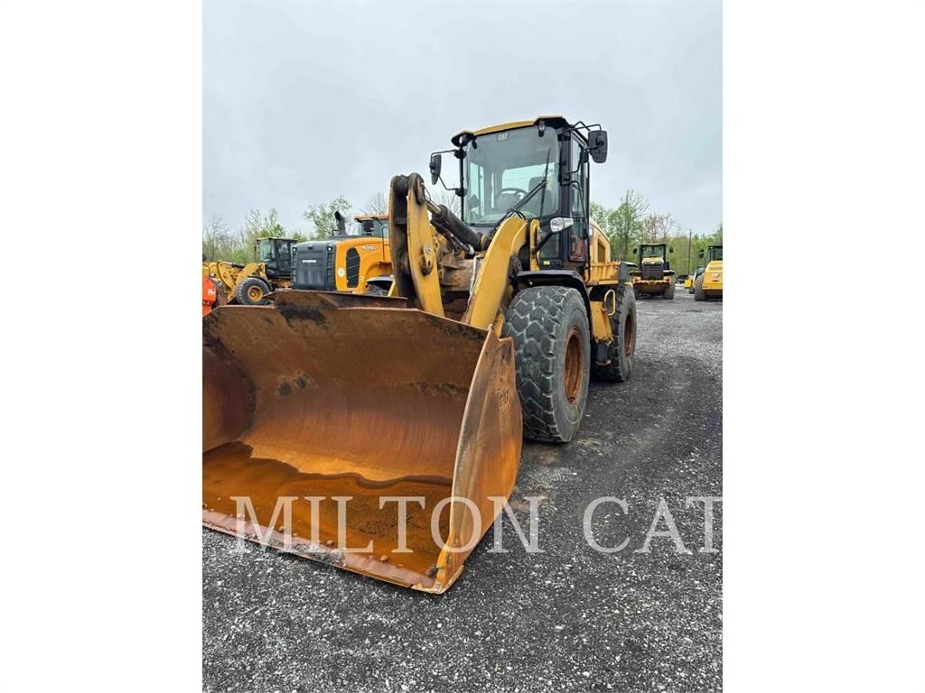 CAT 930M 輪胎式裝載機