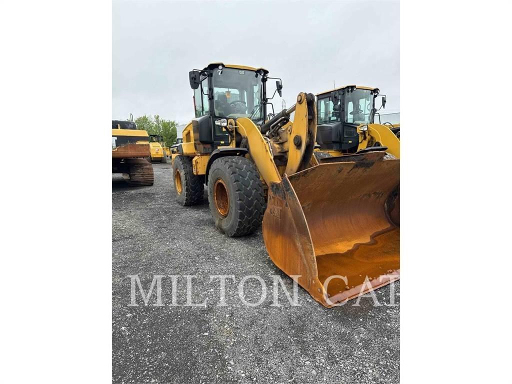 CAT 930M 輪胎式裝載機