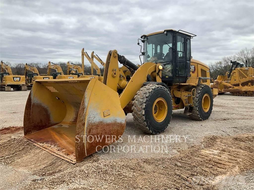 CAT 930M 輪胎式裝載機