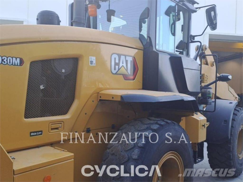 CAT 930M 輪胎式裝載機