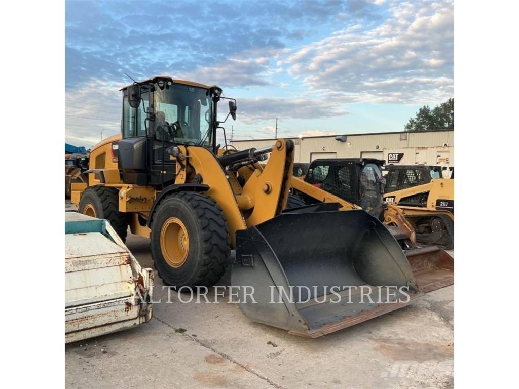 CAT 930M 輪胎式裝載機