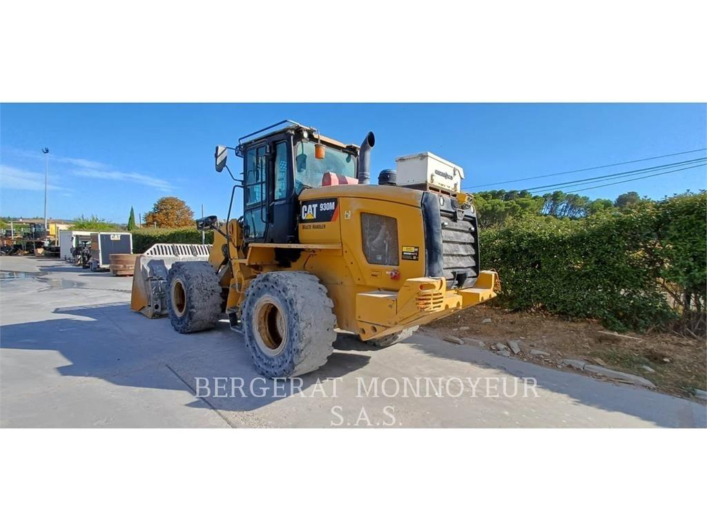 CAT 930M 輪胎式裝載機