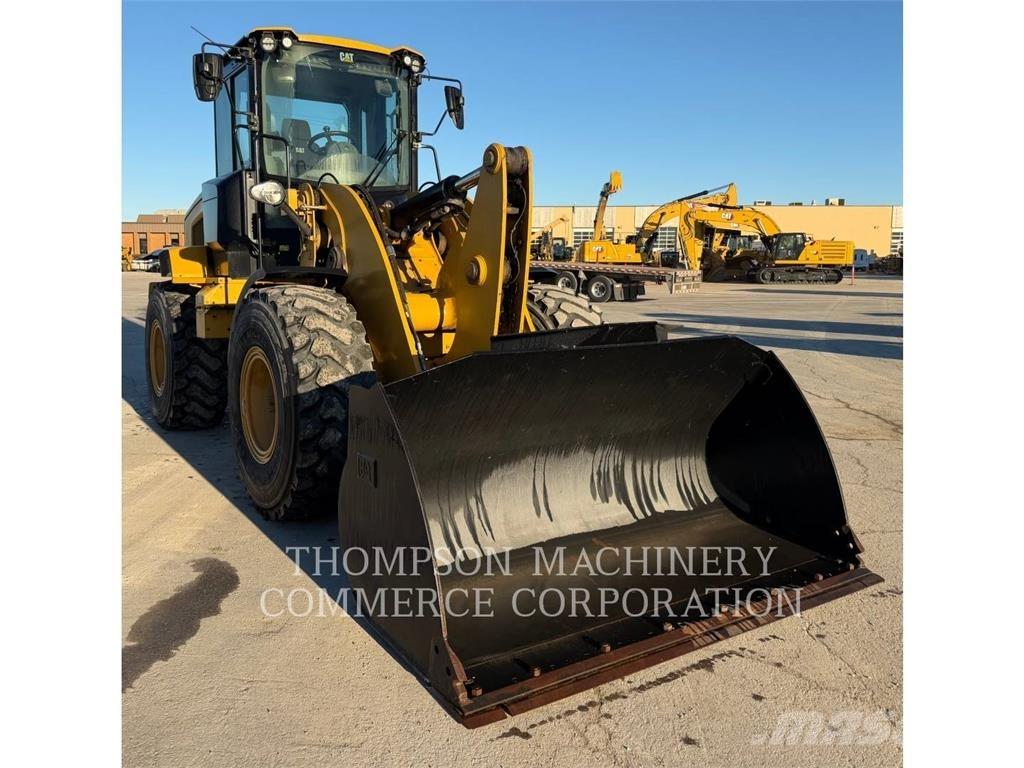 CAT 930M 輪胎式裝載機