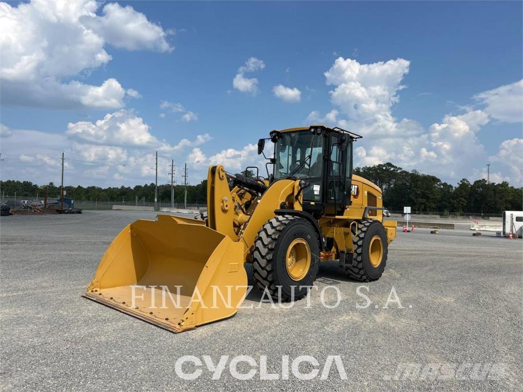 CAT 930M 輪胎式裝載機