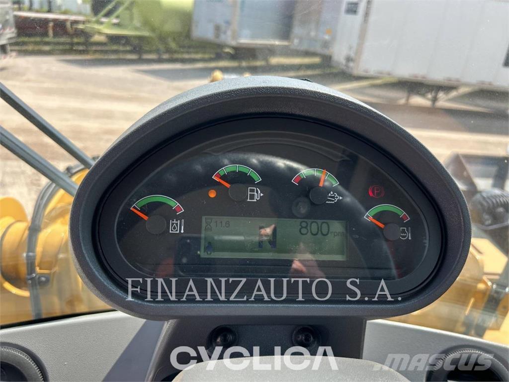 CAT 930M 輪胎式裝載機
