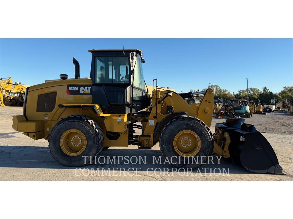 CAT 930M 輪胎式裝載機