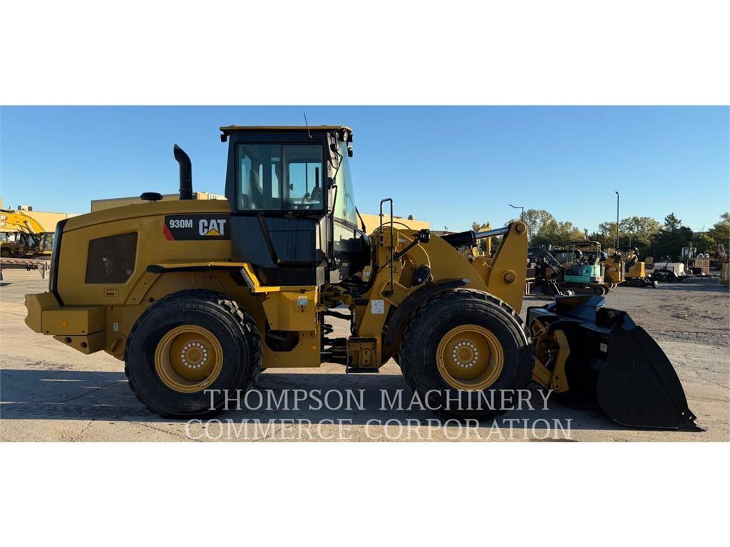 CAT 930M 輪胎式裝載機