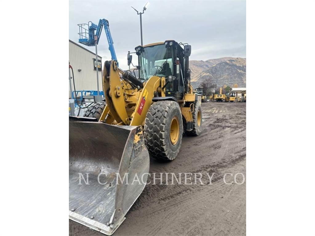 CAT 930M 輪胎式裝載機