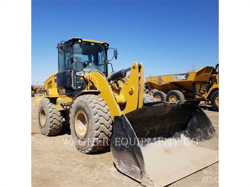 CAT 930M 輪胎式裝載機