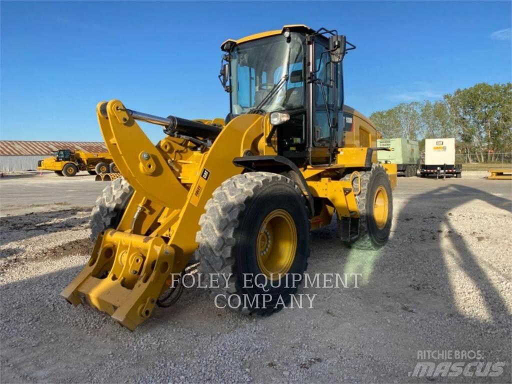 CAT 930M 輪胎式裝載機
