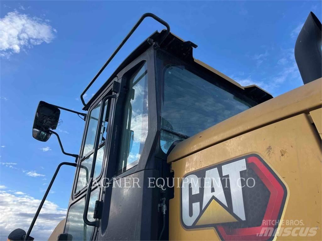 CAT 930M AG HL 輪胎式裝載機