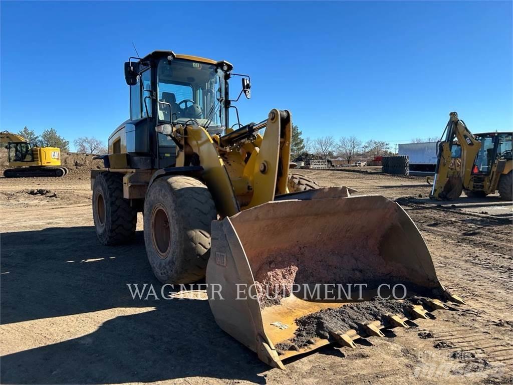 CAT 930M FC 輪胎式裝載機